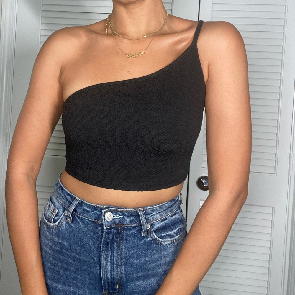 Textured Black one shoulder tank
